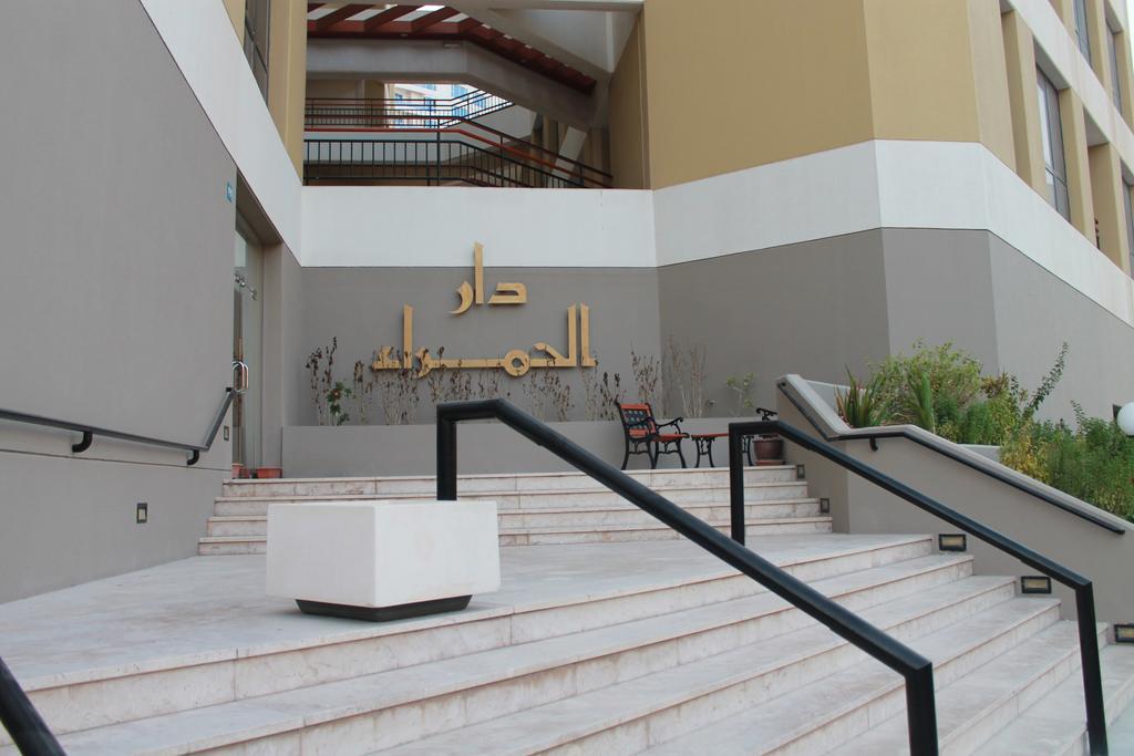 Al Hamra Plaza Apartman Manáma Kültér fotó