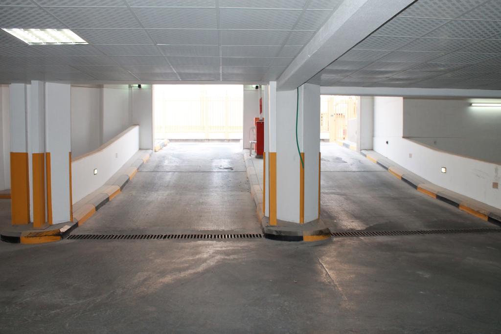 Al Hamra Plaza Apartman Manáma Szoba fotó
