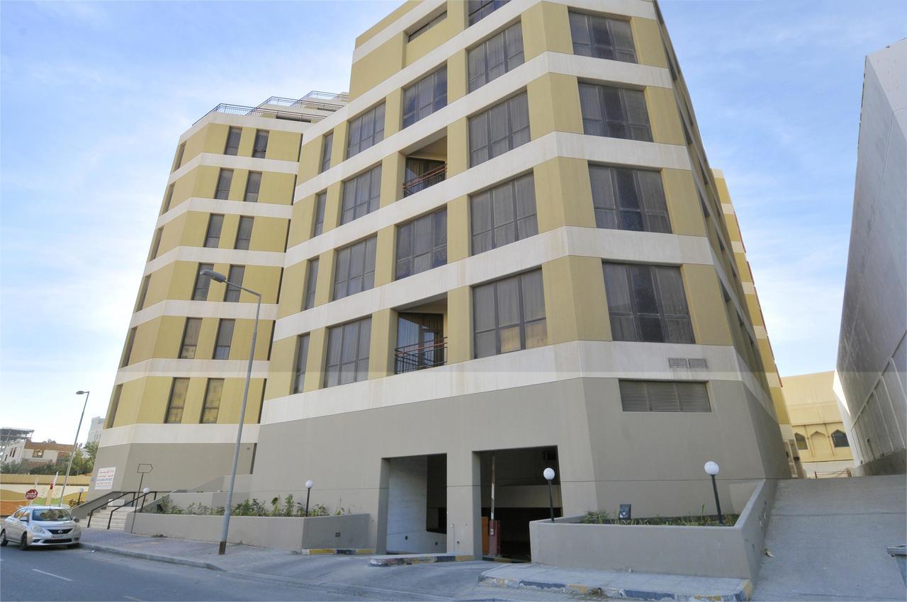 Al Hamra Plaza Apartman Manáma Szoba fotó