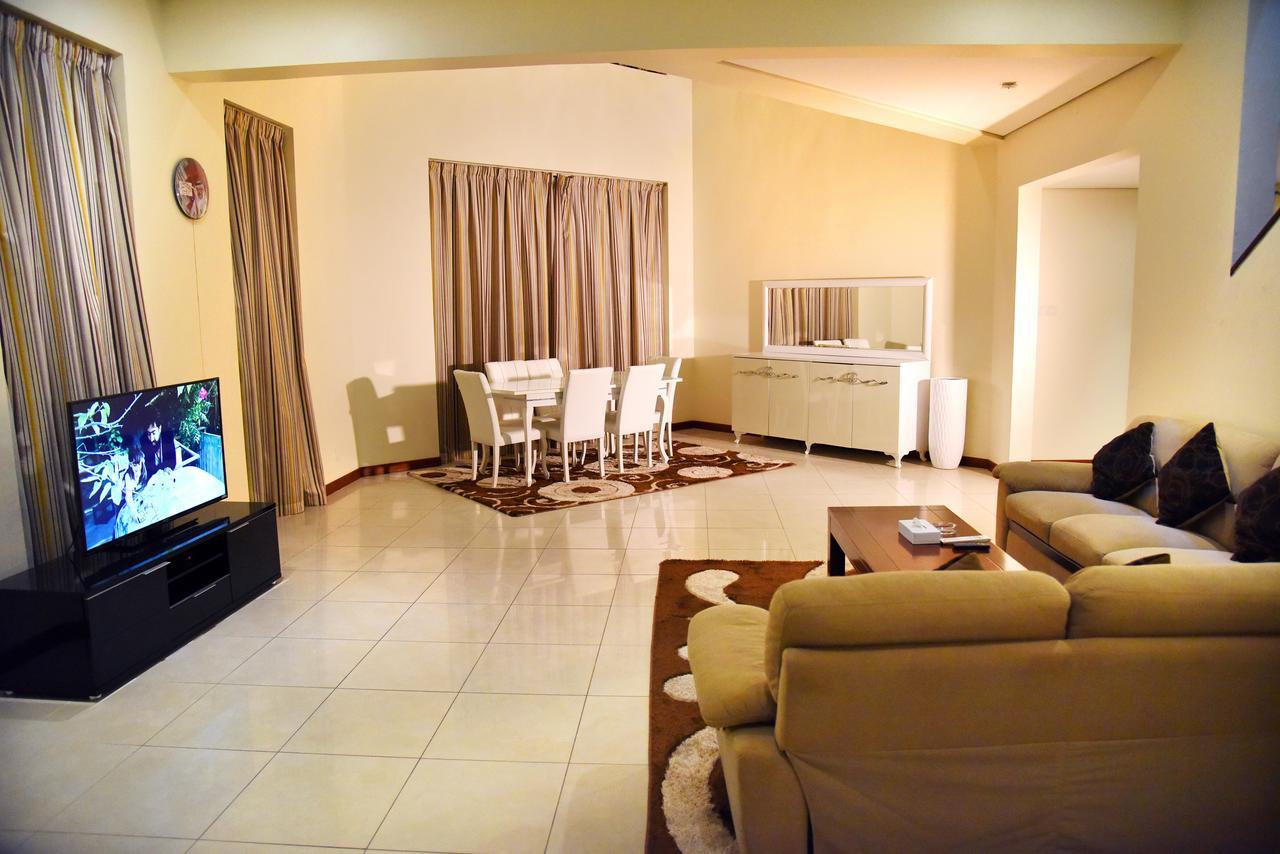 Al Hamra Plaza Apartman Manáma Kültér fotó